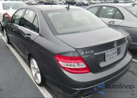 2009 Mercedes-Benz C350 из США, поврежденный, VIN WDDGF56XX9R052670